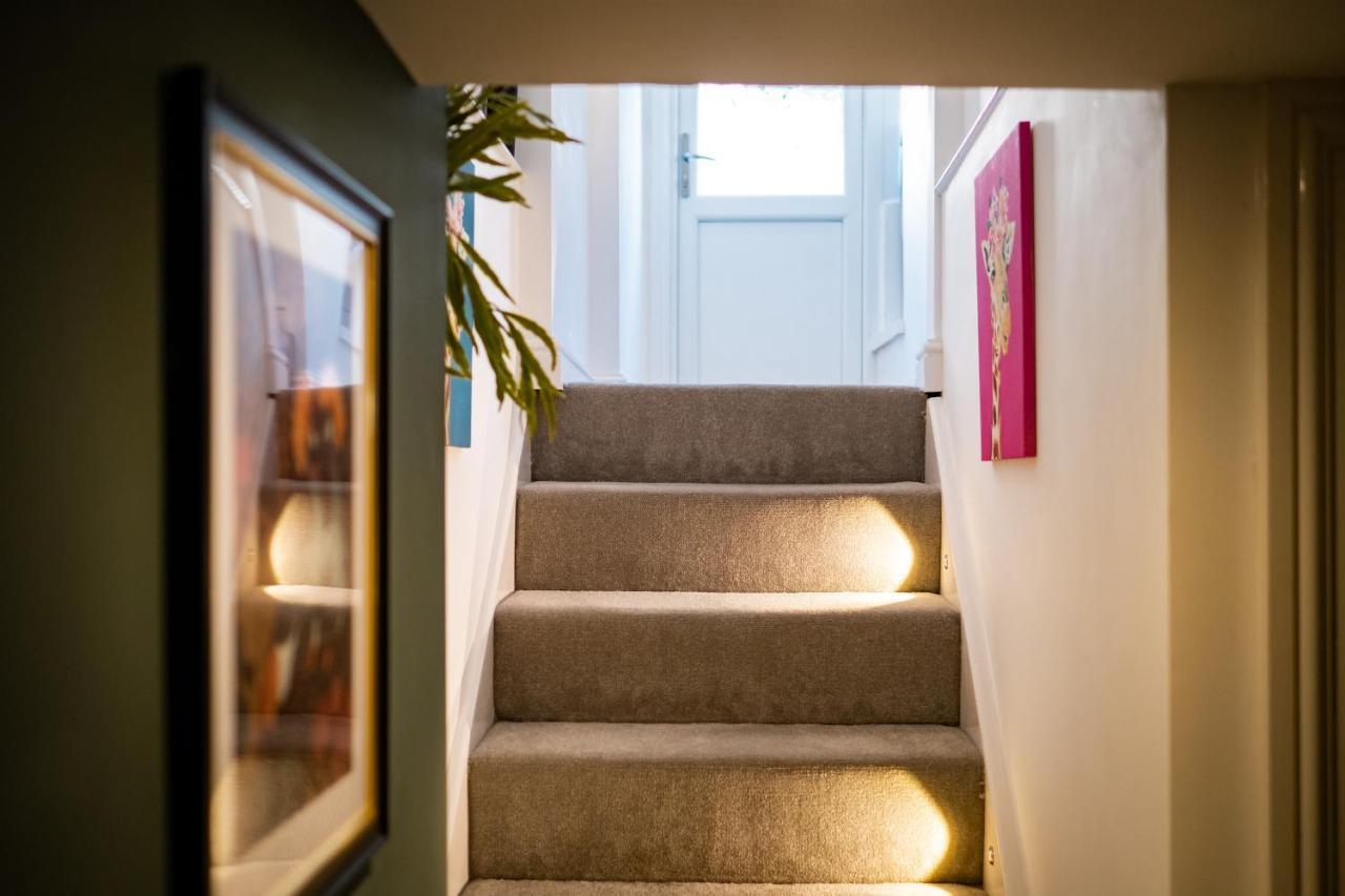 Mulberry Apartment วินเดอร์เมียร์ ภายนอก รูปภาพ
