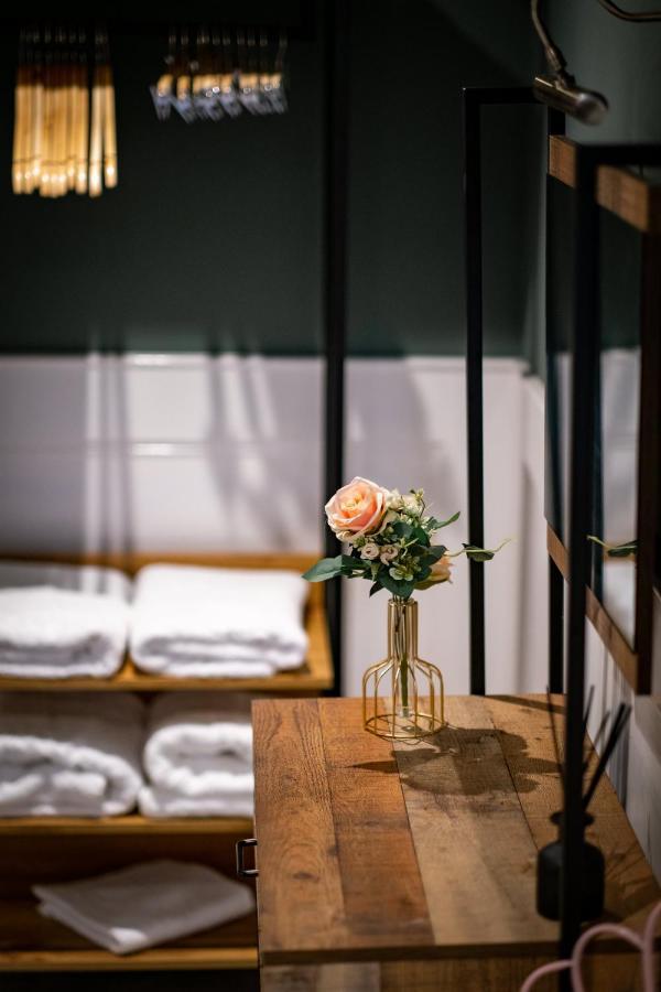 Mulberry Apartment วินเดอร์เมียร์ ภายนอก รูปภาพ