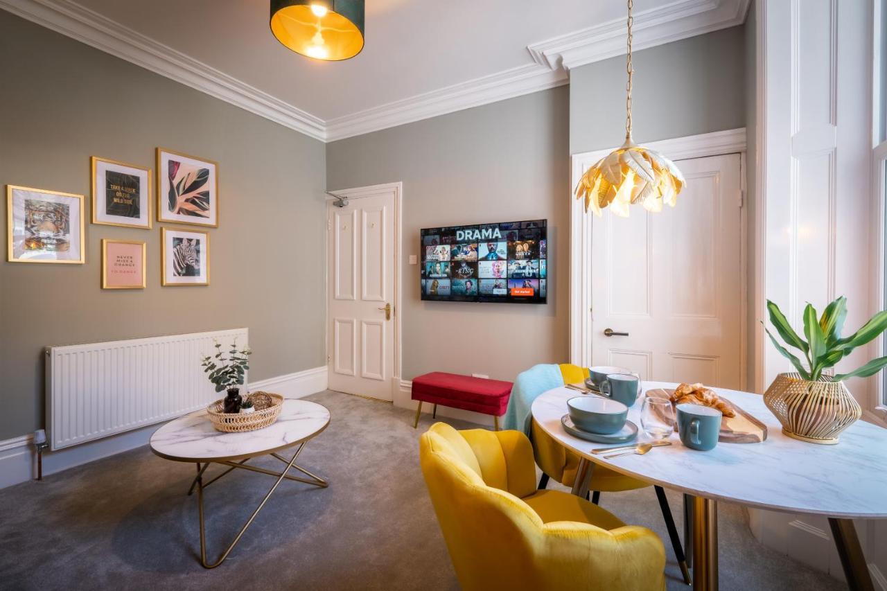 Mulberry Apartment วินเดอร์เมียร์ ภายนอก รูปภาพ
